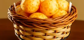 Pão de queijo da casa