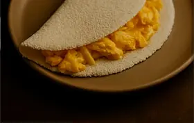 Tapioca de ovo e queijo